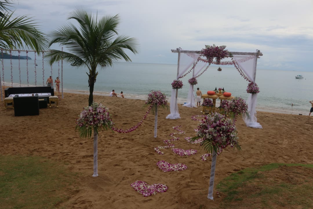 Hochzeit am Strand Ramada Resort by Wyndham Khao Lak