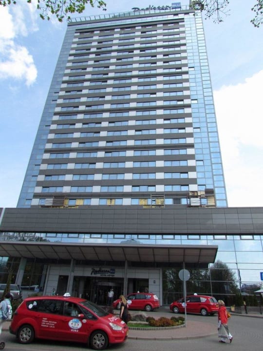 Entrance Hotel Radisson Blu Latvija