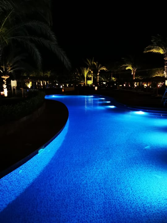 Pool Fort Arabesque Resort, Spa & Villas