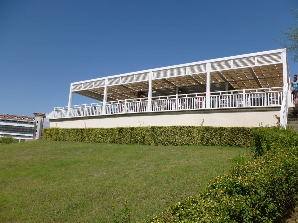 Beachbar vom Strand aus gesehen Can Garden Resort