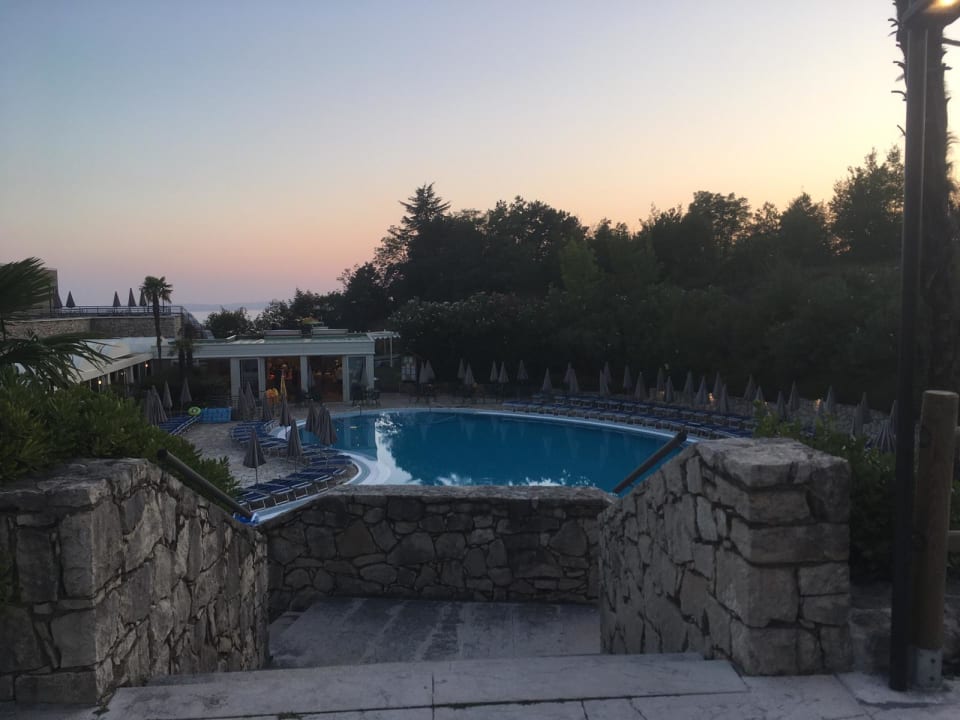 Pool Hotel Le Torri del Garda