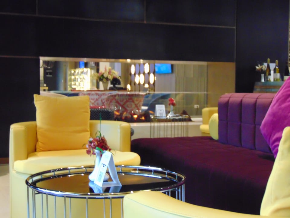 Lobby Mercure Almaty City Center