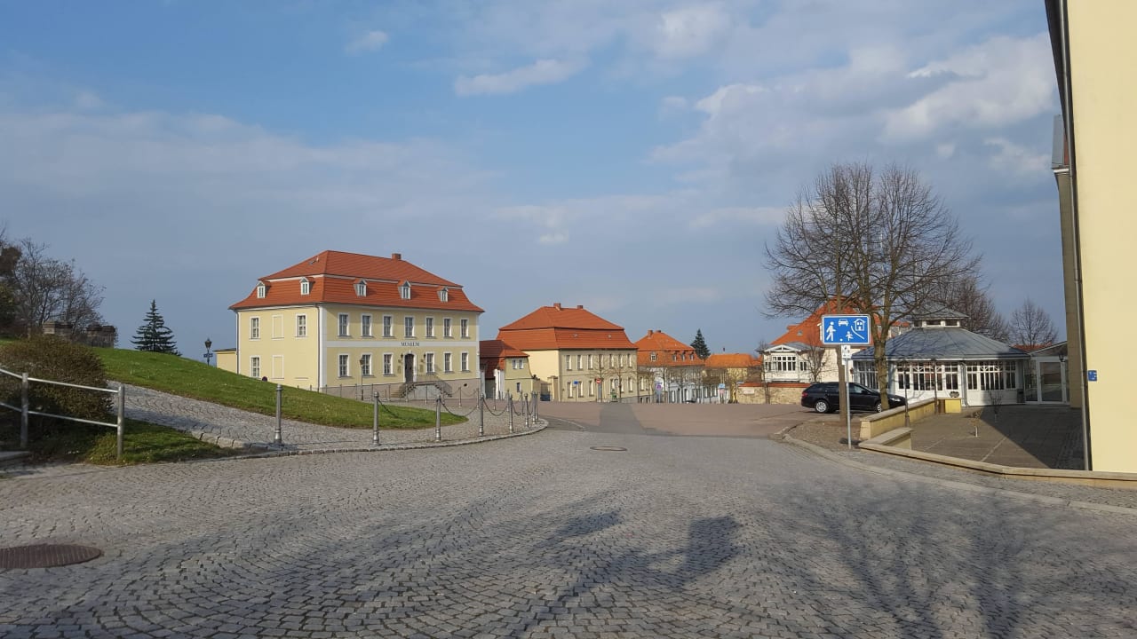 Schlossplatz Schlosshotel Ballenstedt