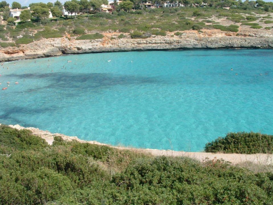 Eine der zwei Buchten blau punta reina
