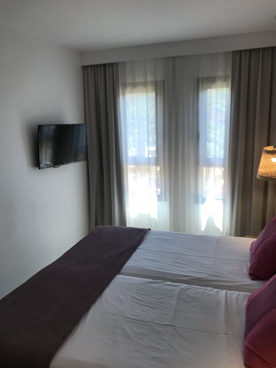 Schlafzimmer Insotel Club Tarida Playa
