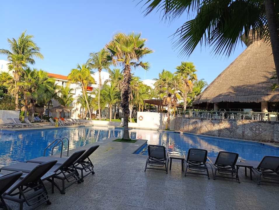 Pool Viva Azteca by Wyndham - All Inclusive Resort