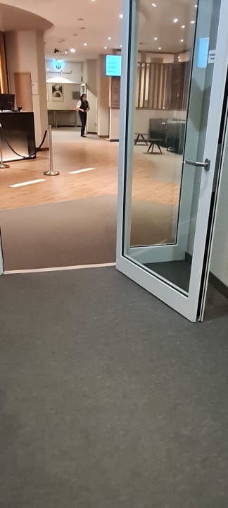 Lobby H+ Hotel Köln Hürth