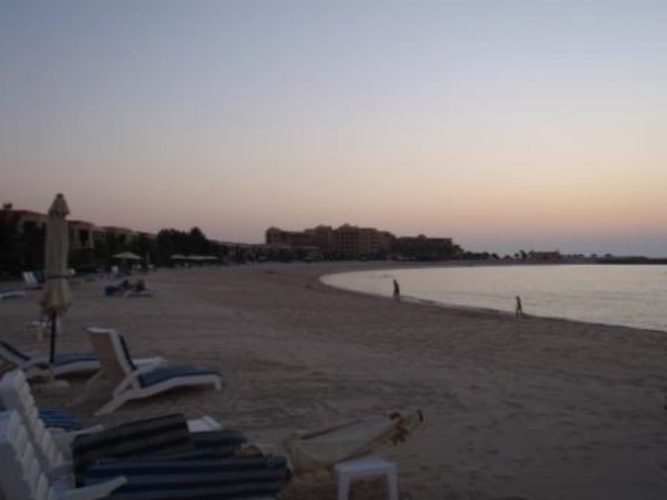 Strand vor den Villen Rixos Al Mairid Ras Al Khaimah