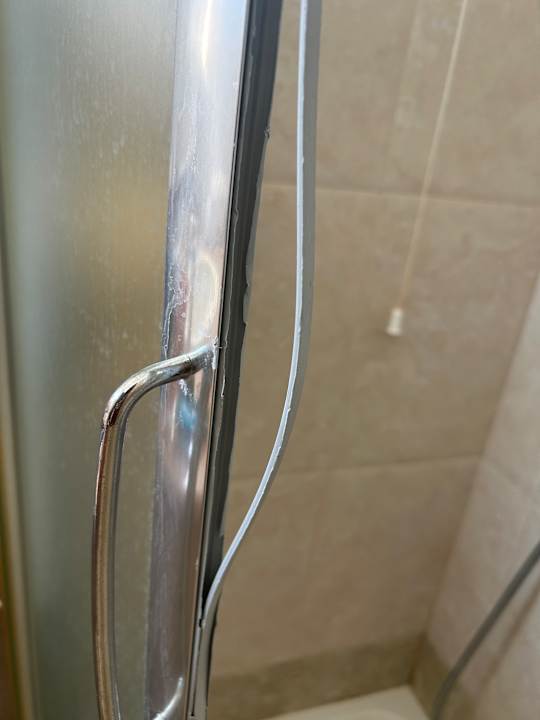 Zimmer Royal Beach Hotel