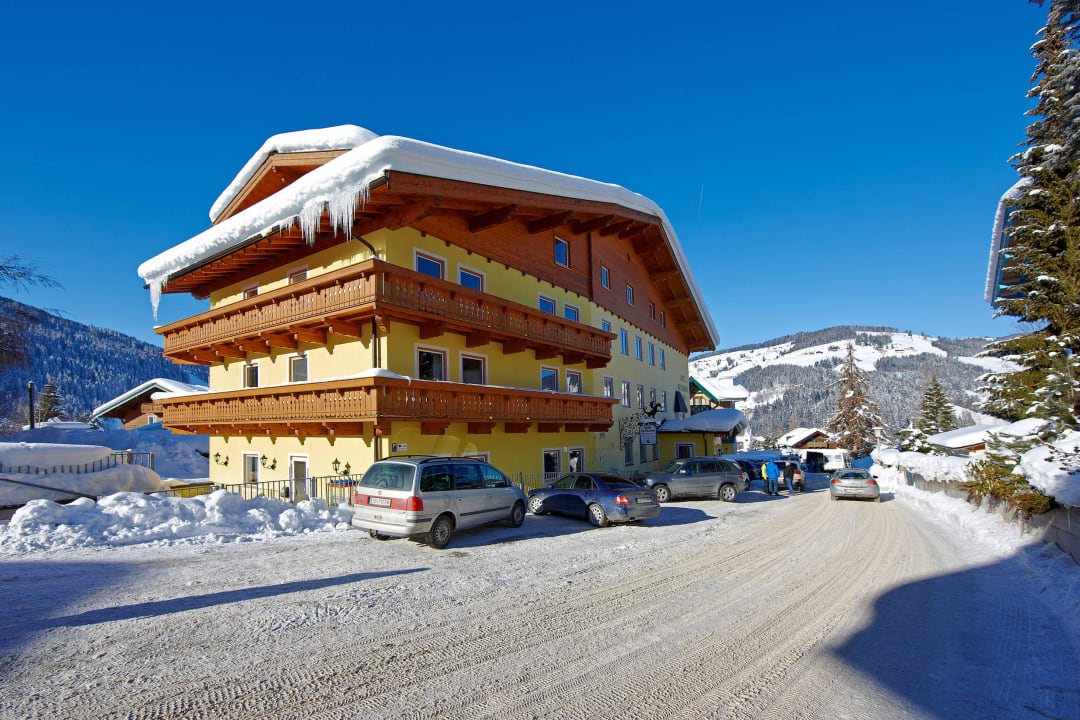 Tatzlwurm winter Hotel Tatzlwurm by Alpeffect