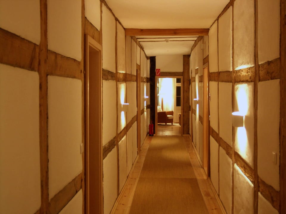 Auch unser Gästeflur gestaltet sich harmonisch Gutshof Woldzegarten