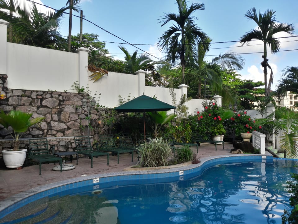 Poolbereich Hanneman Holiday Residence