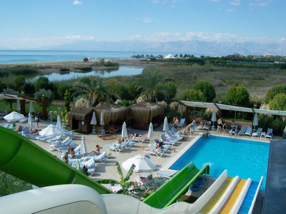 Ausblick von den Rutschen Saturn Palace Resort Hotel