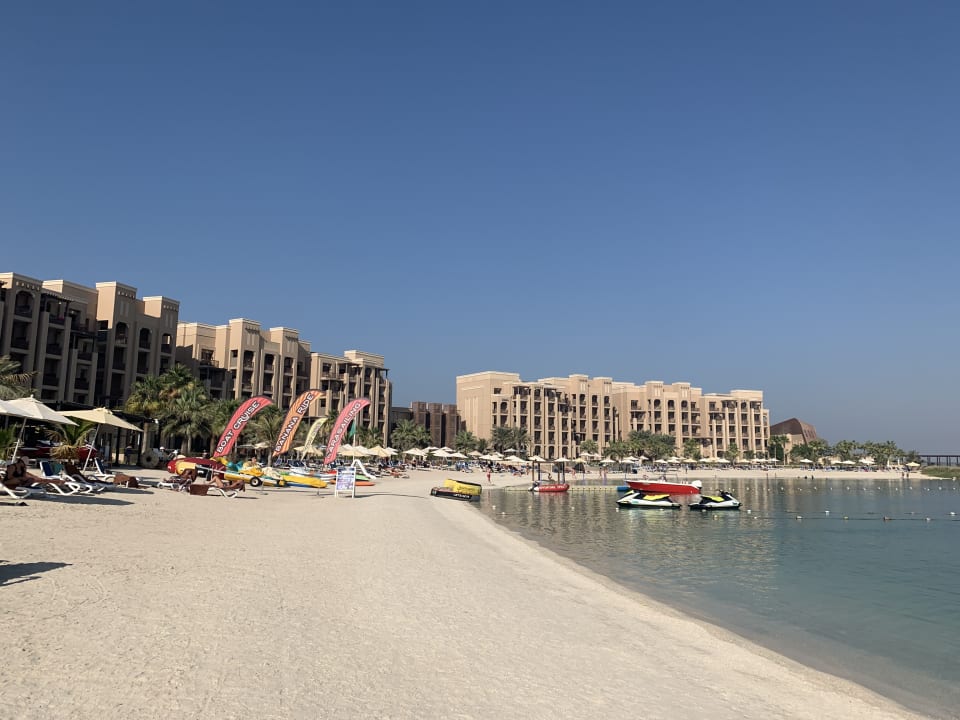 Strand DoubleTree by Hilton Resort & Spa Marjan Island