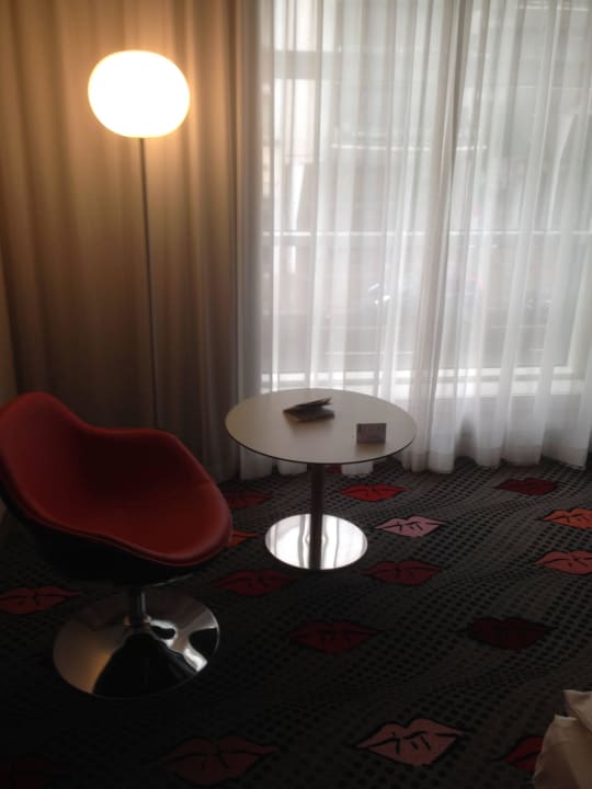 Beistelltisch Park Plaza Berlin