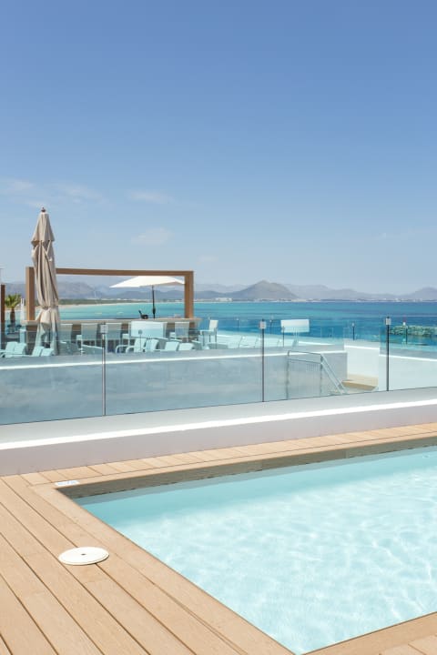 Pool Llaut Boutique Hotel