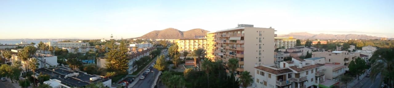 Ausblick Westseite (Strasse), 6. Etage Bahía de Alcúdia Hotel & Spa