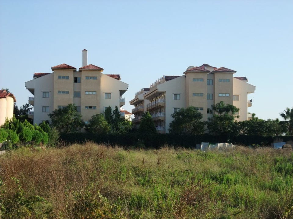 Blick auf das Hotel Aydinbey Famous Resort