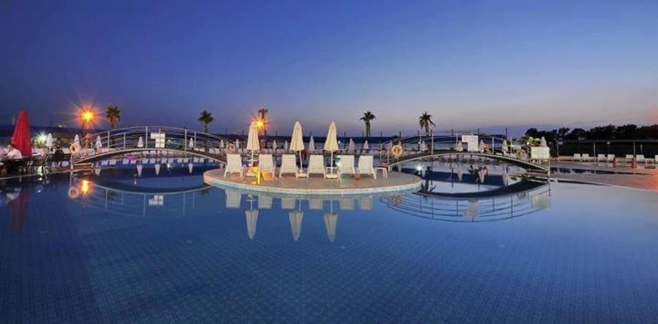 Abends Cenger Beach Resort & Spa