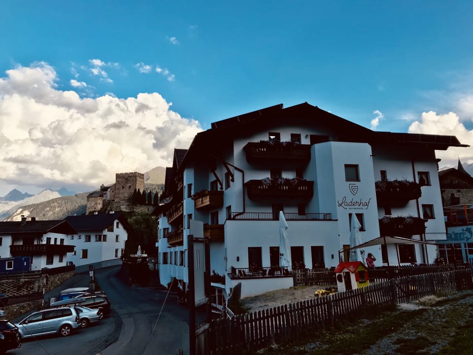 Außenansicht Kinderhotel Laderhof