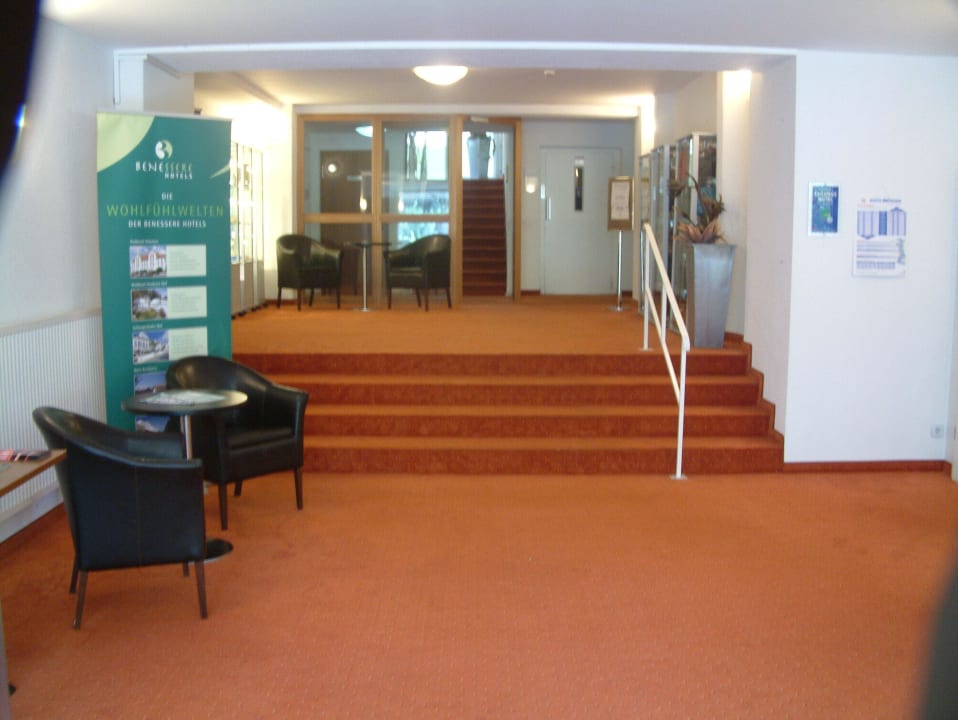 Eingangsbereich Hotel Schlangenbader Hof