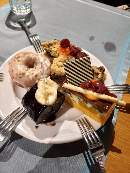 Gastro Diamond De Luxe Hotel & Spa