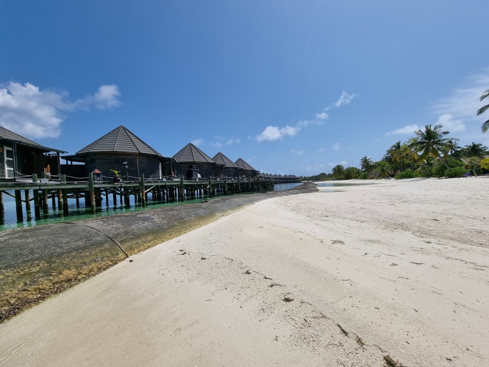 Strand Kuredu Island Resort & Spa