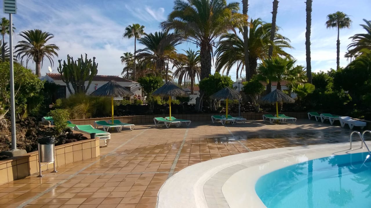 Pool Bungalows Las Vegas Golf