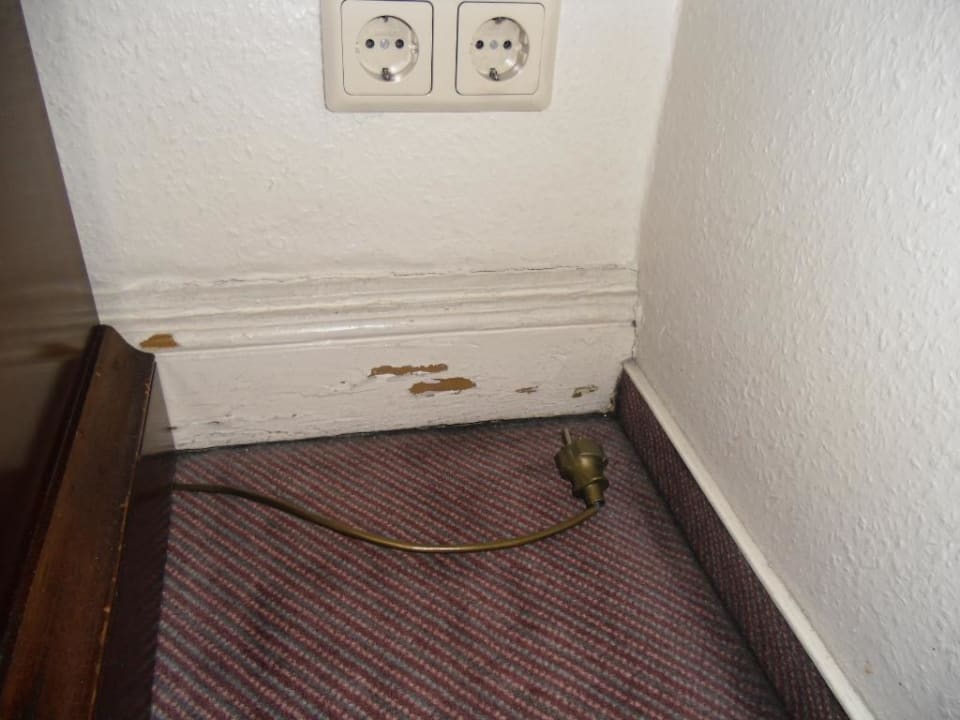 Putz an den Wänden acom Hotel Berlin Kurfürstendamm