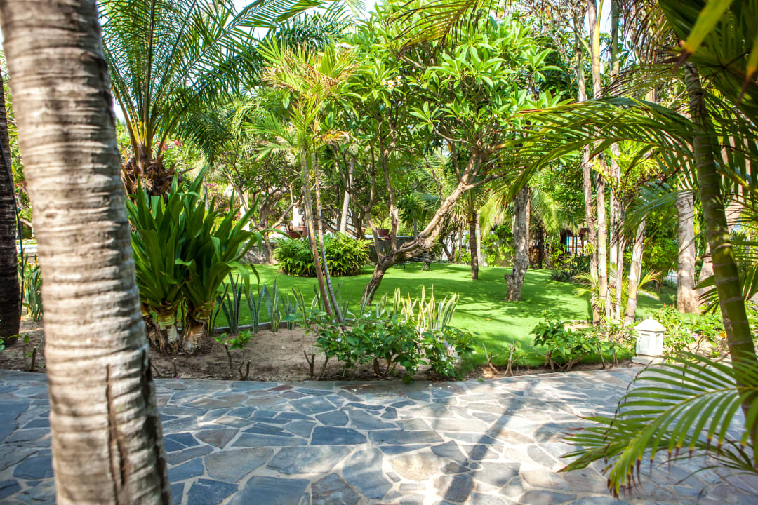 Gartenanlage Allezboo Beach Resort & Spa