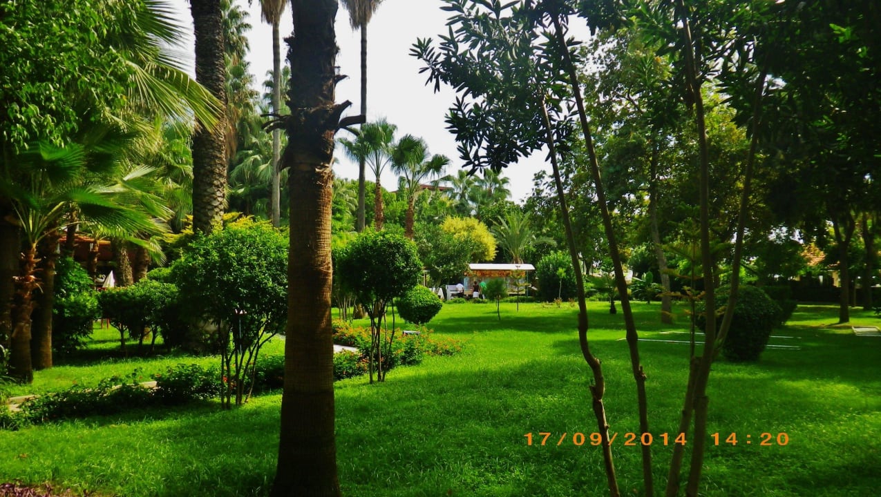 Blick durch den Park Labranda Alantur Resort
