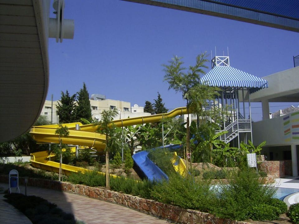 Rutschen im Kinderpool La Blanche Resort & Spa