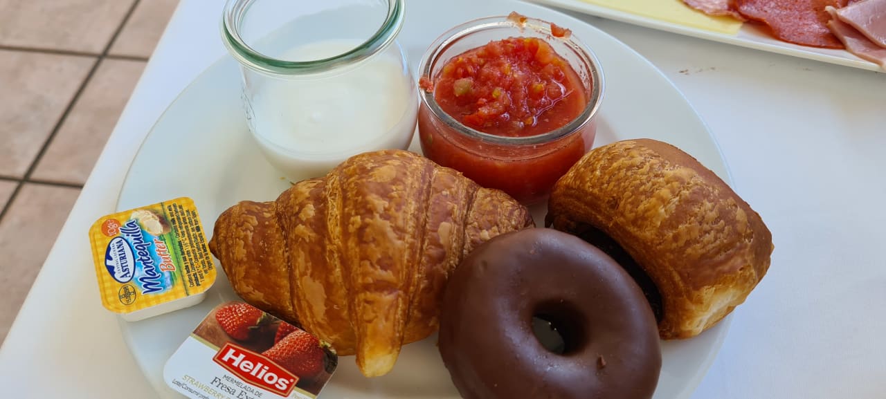 Gastro Hotel RH Corona del Mar