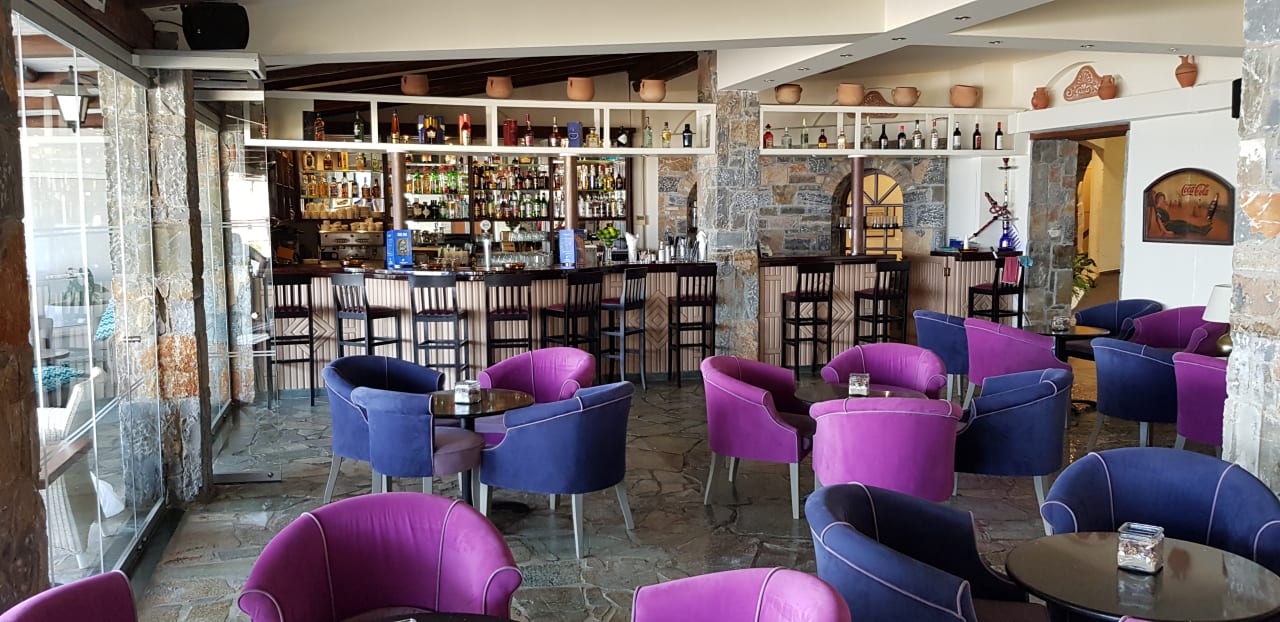 Gastro Alexander Beach Hotel & Village Resort