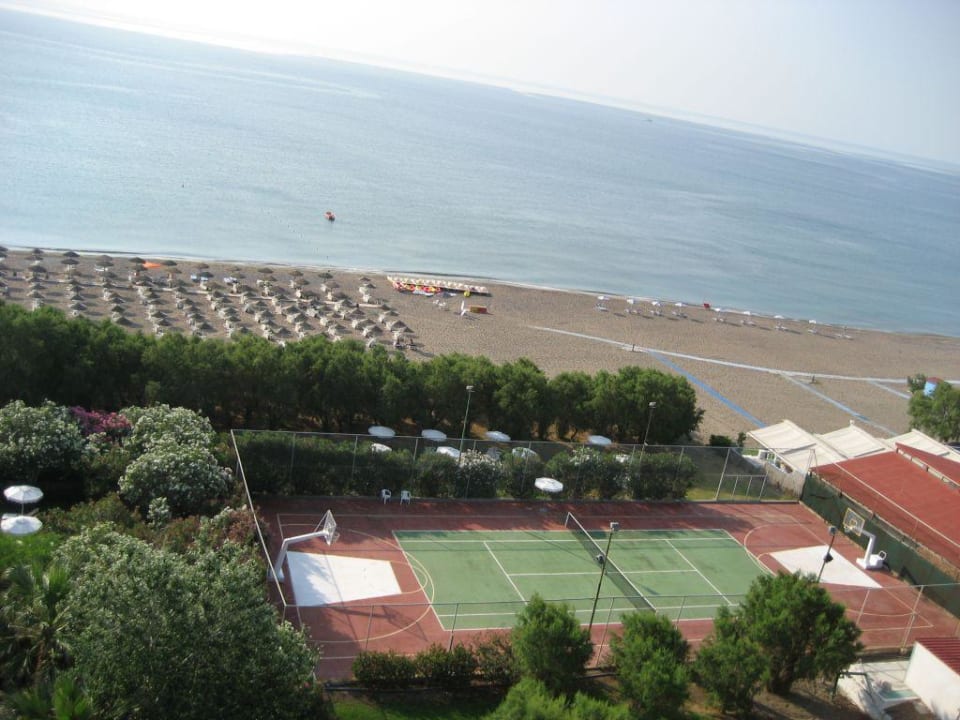 Der Multifunktions-Platz Hotel Calypso Beach