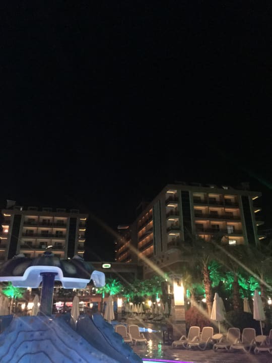 Außenansicht Dizalya Palm Garden