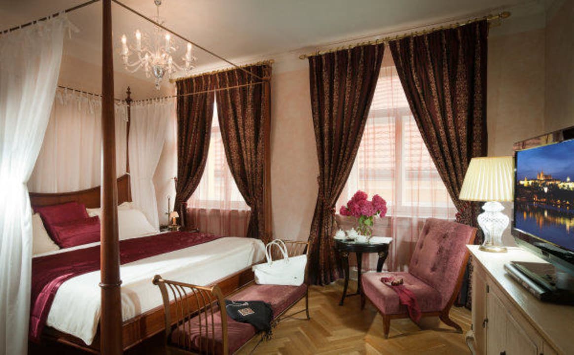 Deluxe Room The Mozart Prague - Preferred Hotels & Resorts