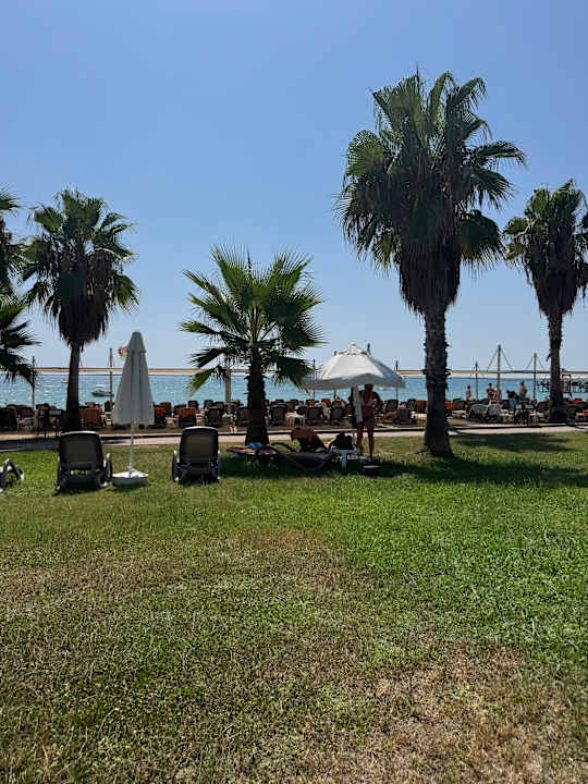 Strand Side Mare Resort & Spa