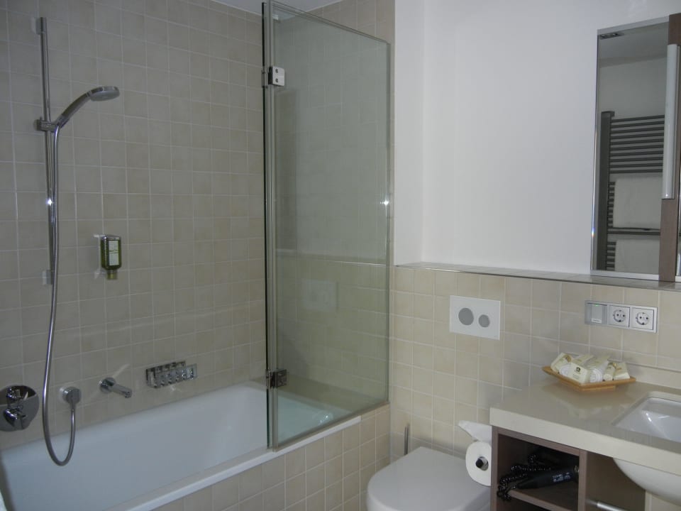 Badezimmer mit Fußbodenheizung Göbel's Vital Hotel Bad Sachsa