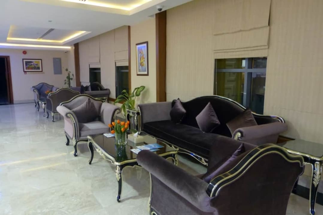 Piękne aranżacje wypoczynkowe Golden Tulip Headington