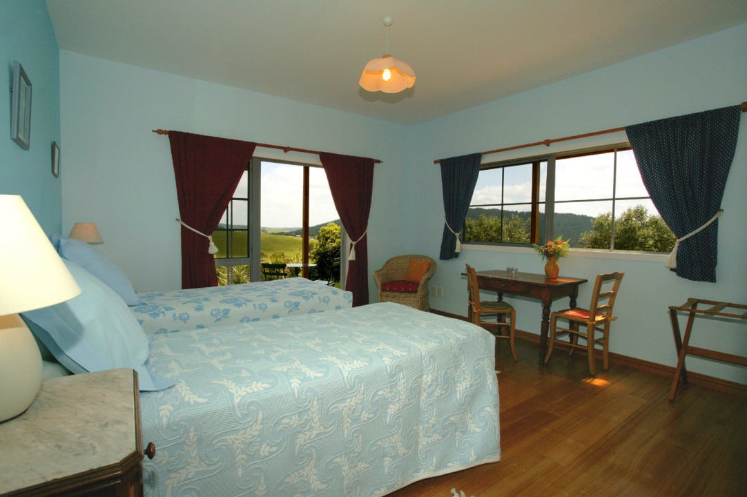 Romain's twin/king room B&B Petite Provence