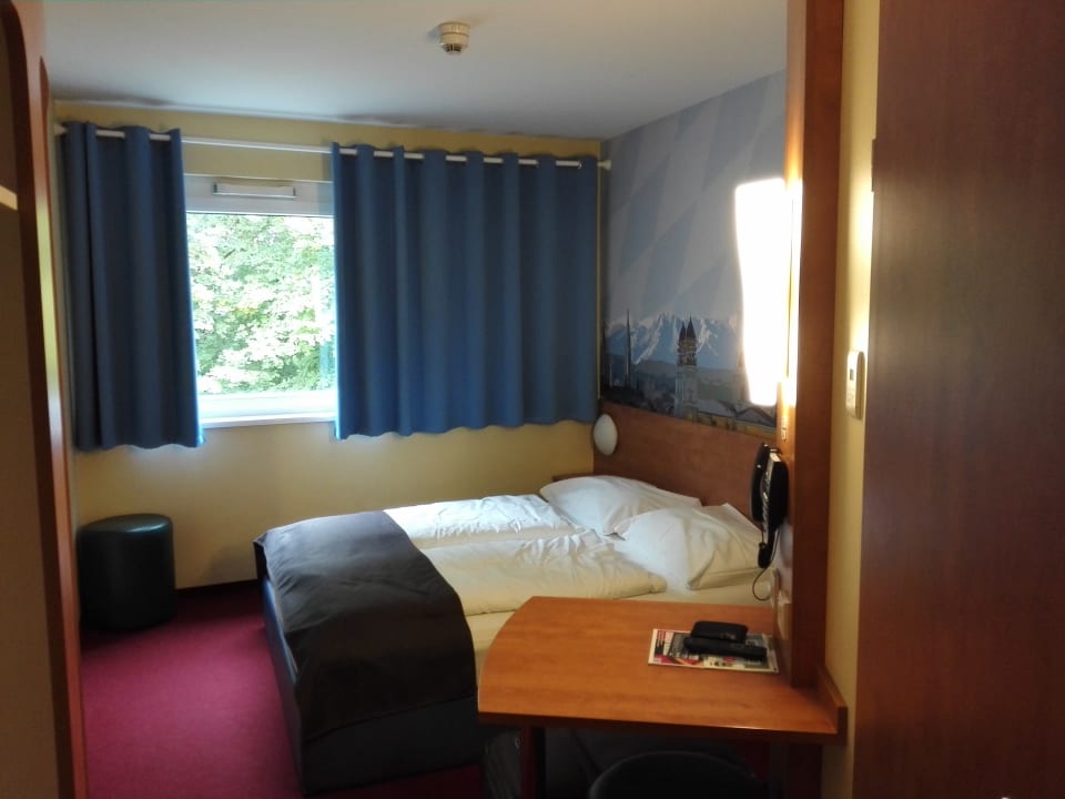 Zimmer B&B Hotel München-Airport