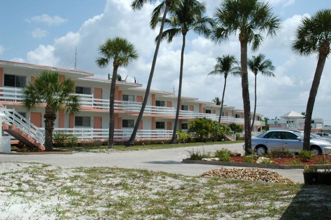 Aussenansicht Hotel Carousel Inn On The Beach