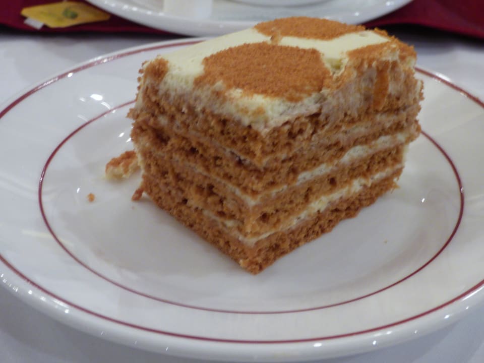 Essen im Hotelrestaurant Hotel Golden Dragon