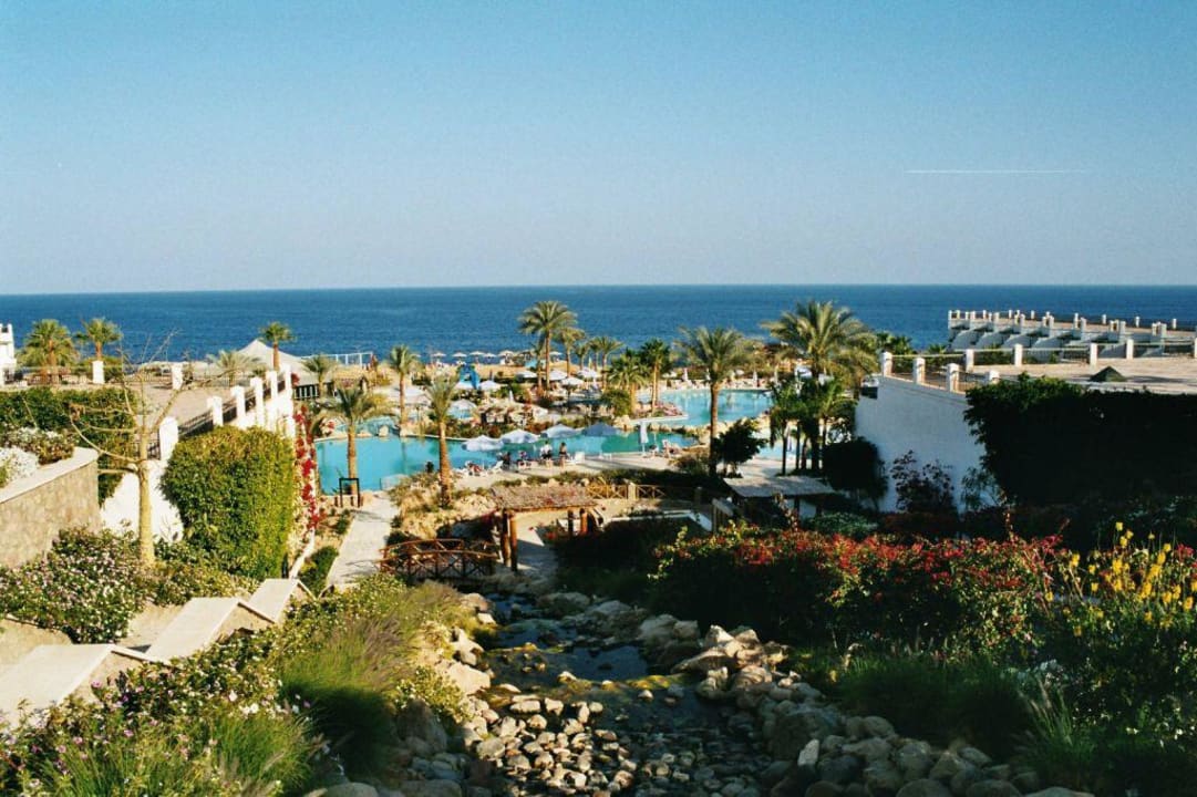 Mittlere Ebene Pool, Insel mit Poolbar Safir Sharm Waterfalls Resort