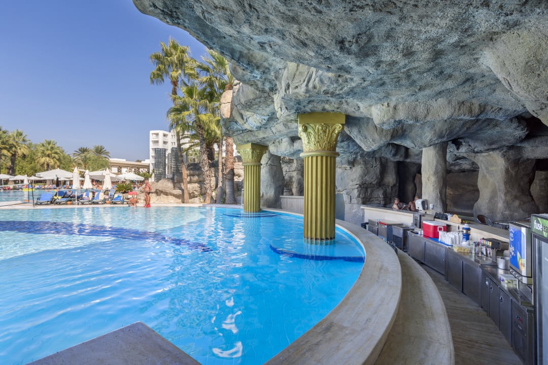 Pool Monachus Family Resort Sorgun