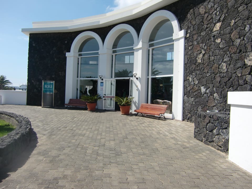 Der Eingang Relaxia Olivina