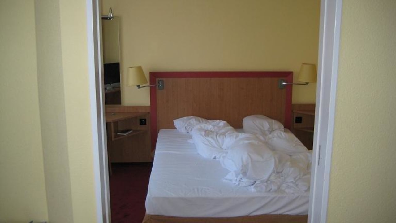 Bett NH Collection Hamburg City