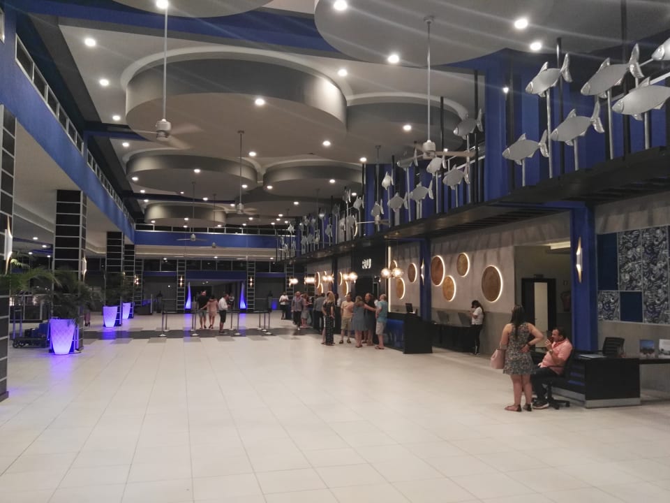 Außenansicht Hotel Riu Republica - Adults only