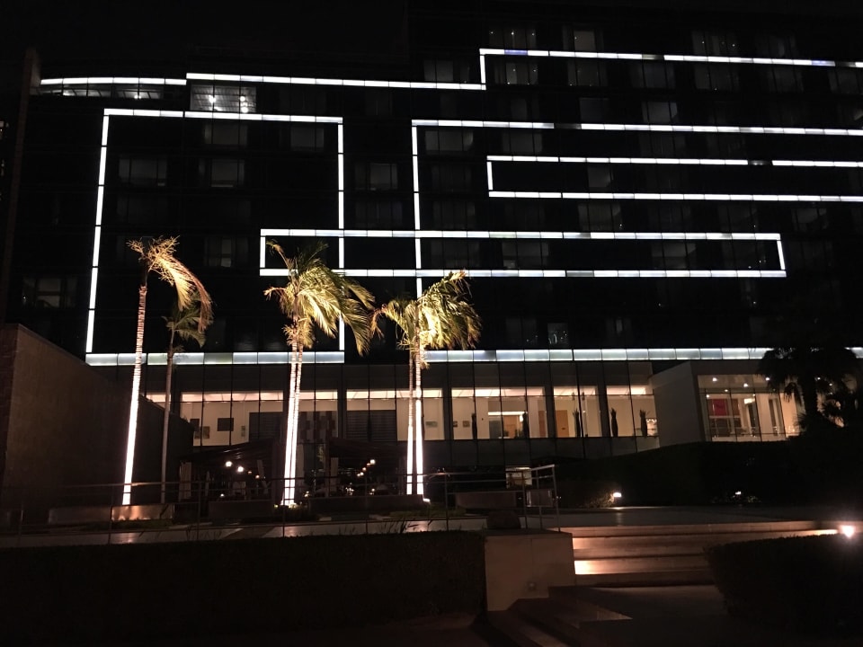 Hotel in der Nacht Fairmont Bab Al Bahr